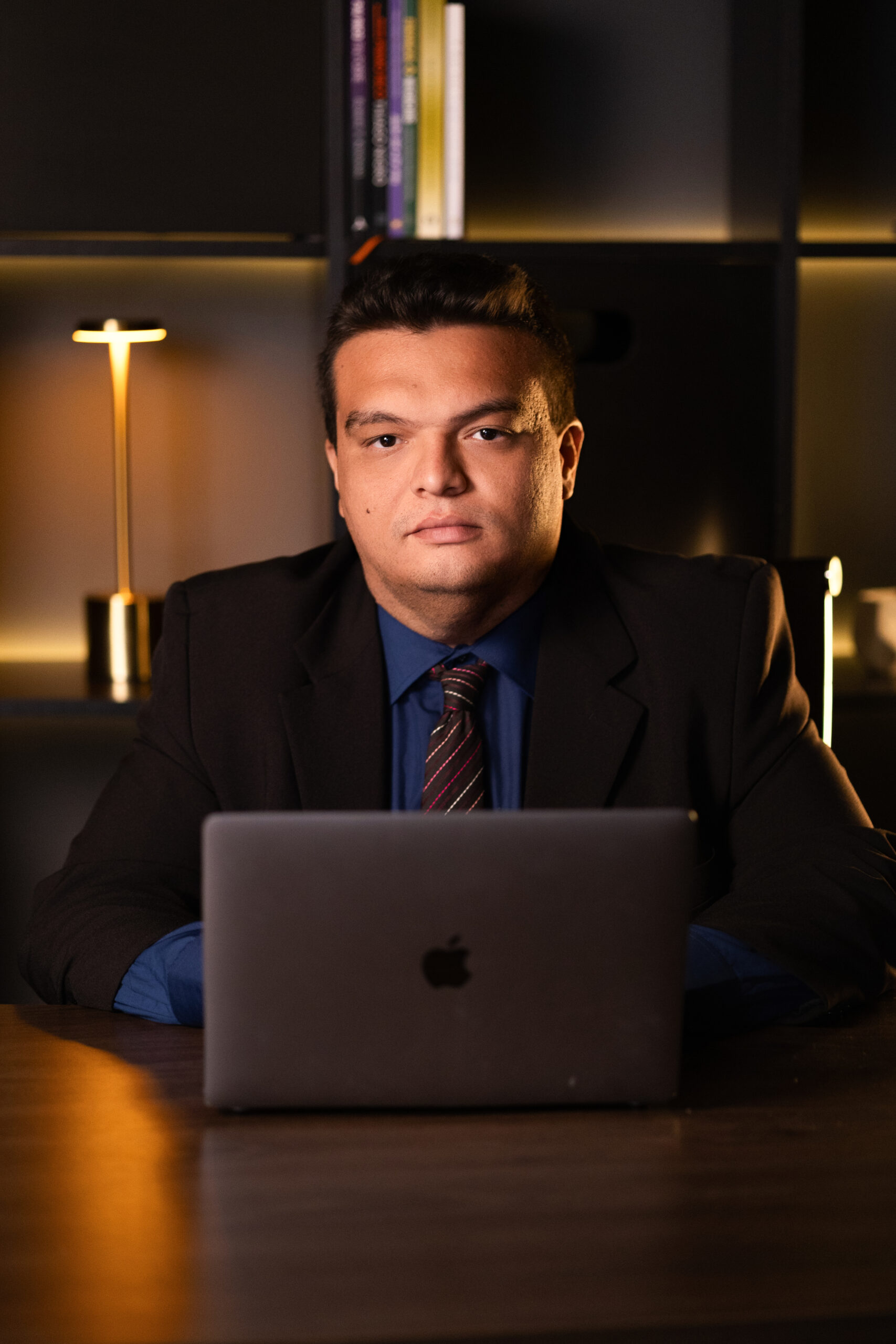 Dr. Lucas Marcos